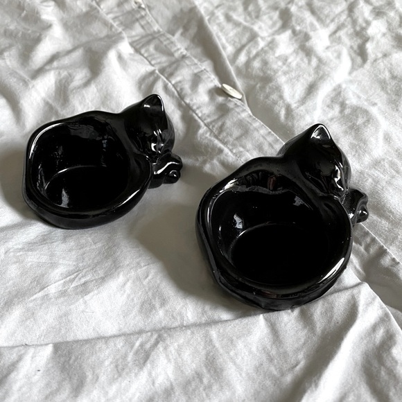 Urban Outfitters Other - Sleeping Cat Candle Holders